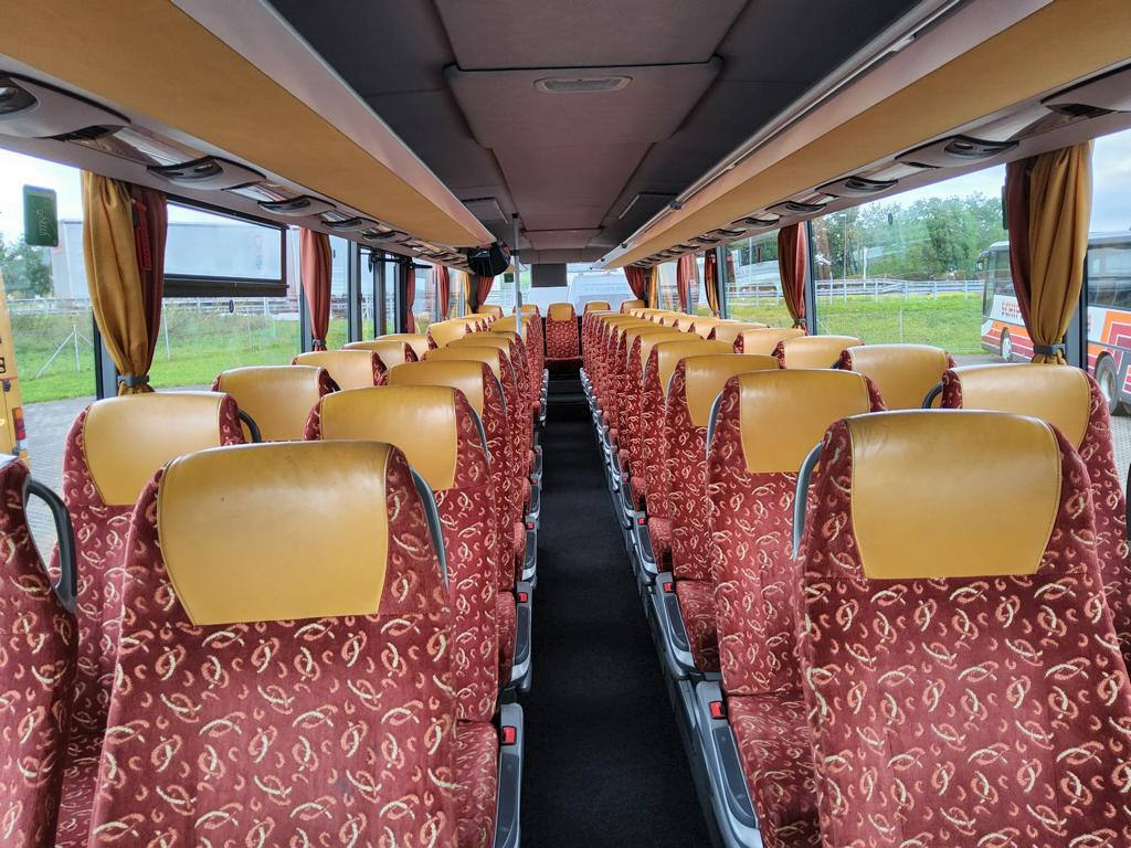 Setra S 415 UL/GT 53+2+1 / ZF / 354 PS - Suburban bus: picture 5 Setra S 415 UL/GT 53+2+1 / ZF / 354 PS - Suburban bus: picture 5