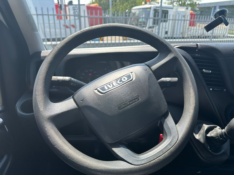 Refrigerated van Iveco Daily 35S12 Euro 6: picture 8