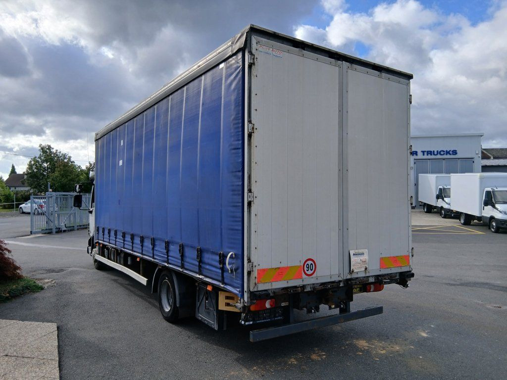 DAF LF45.220 EURO 4 - Curtainsider truck: picture 5 DAF LF45.220 EURO 4 - Curtainsider truck: picture 5