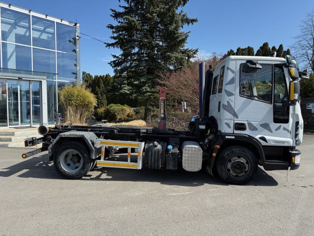 Iveco 75E18 EURO 4 - Hook lift truck: picture 3 Iveco 75E18 EURO 4 - Hook lift truck: picture 3