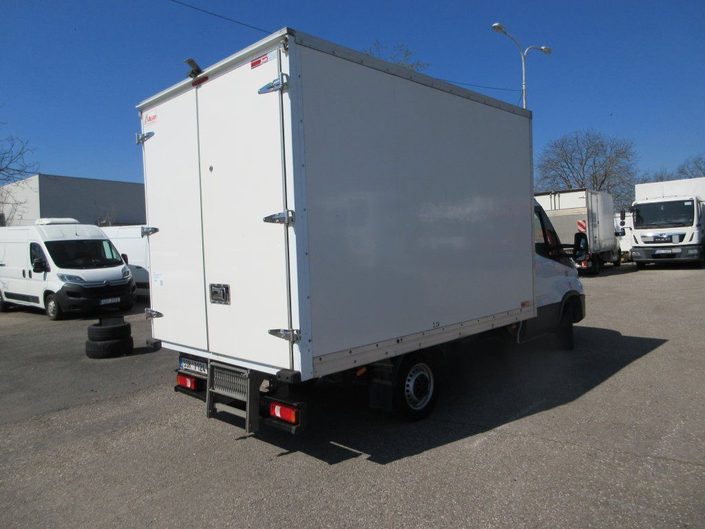 Iveco Daily 35S14V D - Box van: picture 4 Iveco Daily 35S14V D - Box van: picture 4