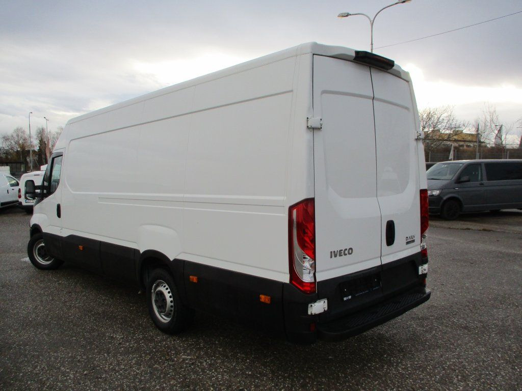 Iveco Daily 35S16 Hi Matic - Panel van: picture 4 Iveco Daily 35S16 Hi Matic - Panel van: picture 4
