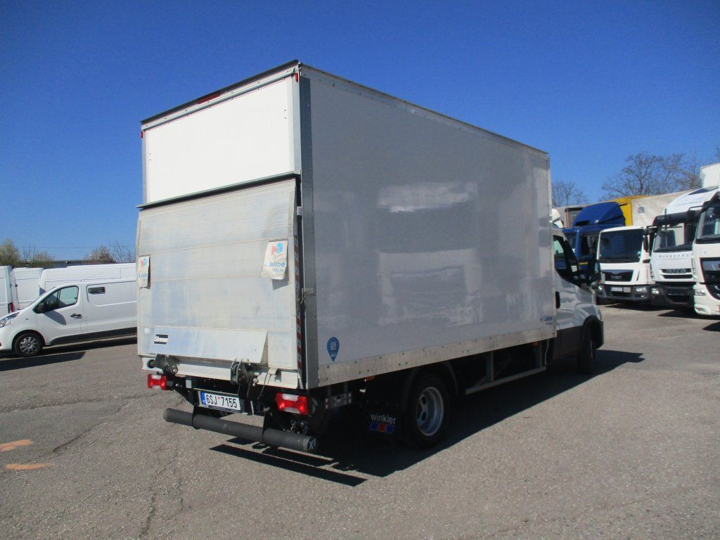 Iveco Daily 35c16 3.0l - Box van: picture 5 Iveco Daily 35c16 3.0l - Box van: picture 5