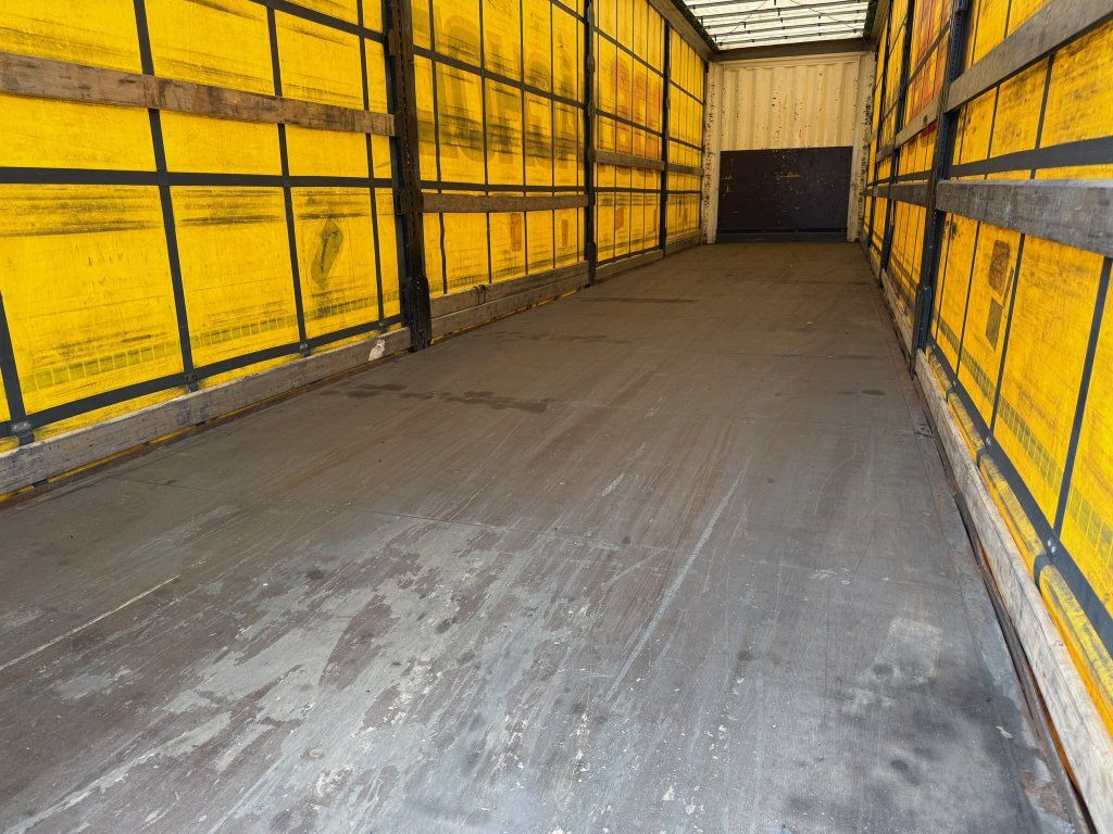 Curtainsider semi-trailer Krone SD MEGA/lowdeck: picture 15 Curtainsider semi-trailer Krone SD MEGA/lowdeck: picture 15