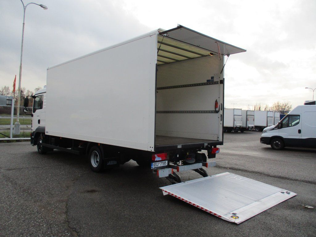 Leasing of MAN TGL 8.190 MAN TGL 8.190: picture 12 Leasing of MAN TGL 8.190 MAN TGL 8.190: picture 12