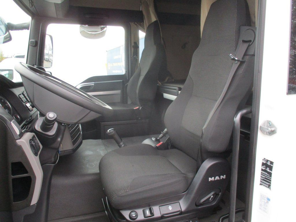 MAN TGL 8.190 - Box truck: picture 5 MAN TGL 8.190 - Box truck: picture 5