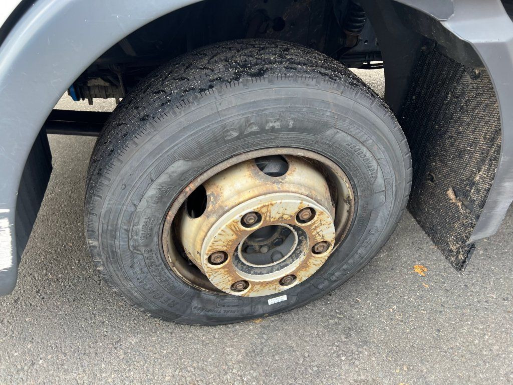 Refrigerator truck MAN TGL12.220 EURO 6 Carrier Xarios 600: picture 7