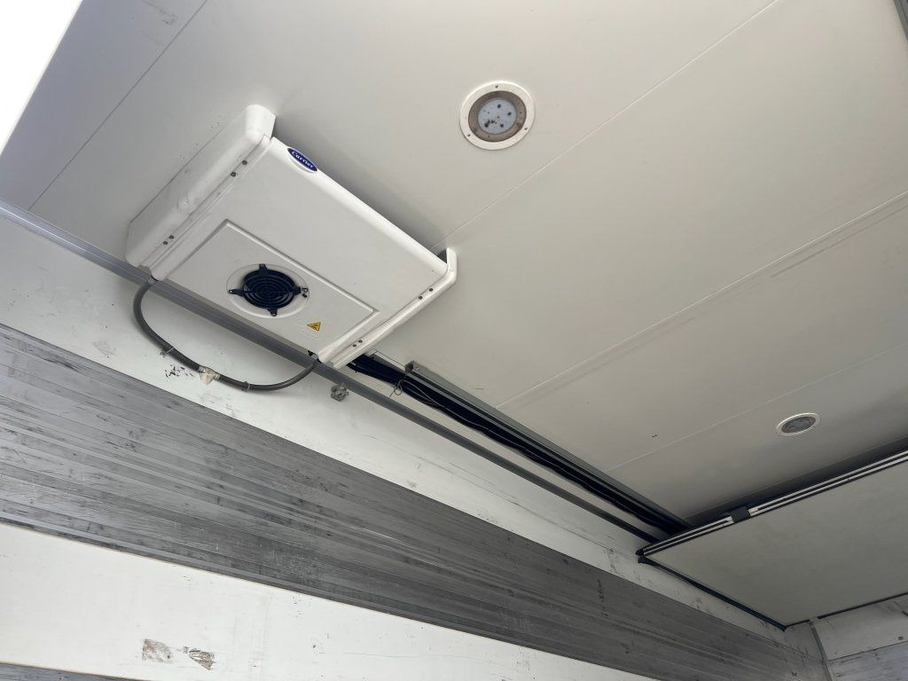 Refrigerator truck MAN TGL12.220 EURO 6 Carrier Xarios 600: picture 11