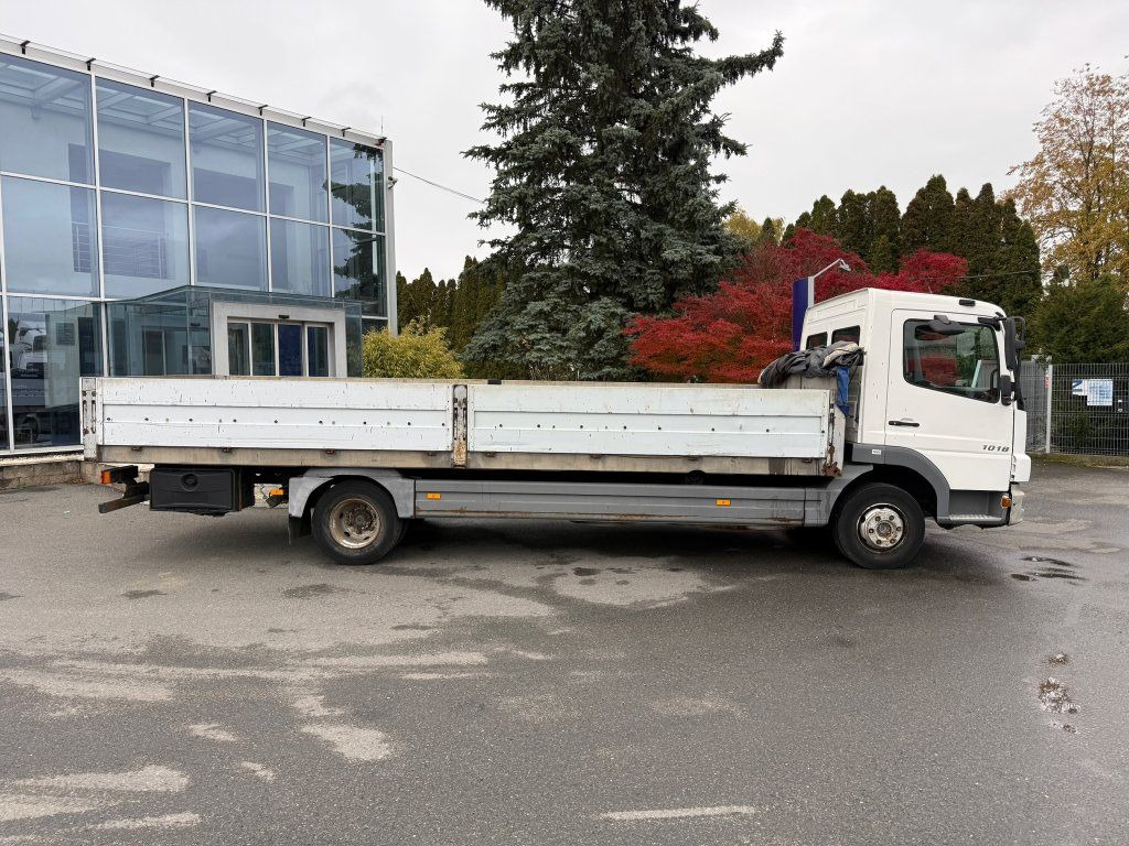 Mercedes-Benz 1018 Atego EURO 3 - Dropside/ Flatbed truck: picture 3 Mercedes-Benz 1018 Atego EURO 3 - Dropside/ Flatbed truck: picture 3