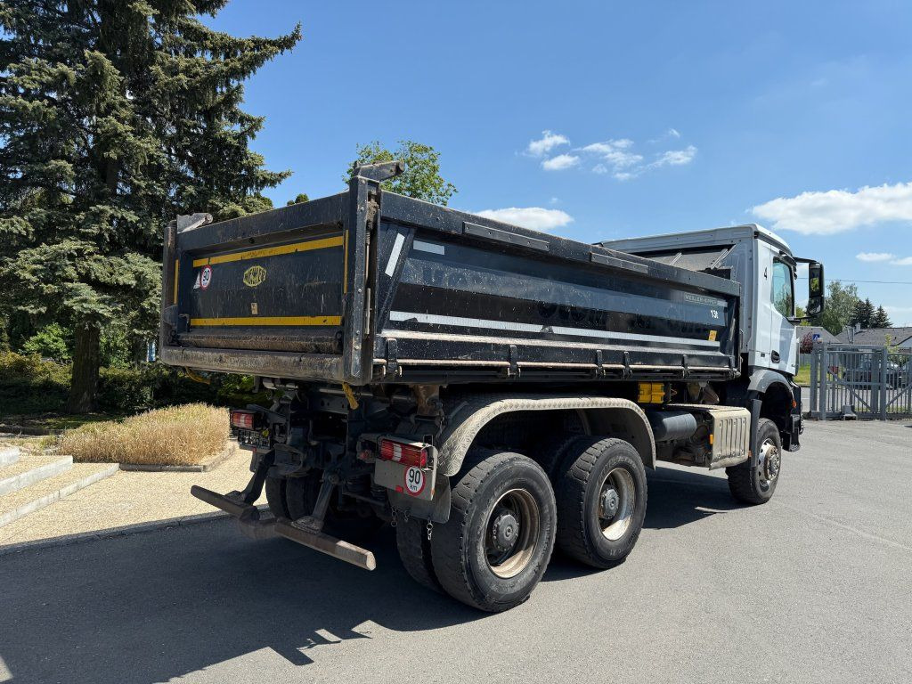 Mercedes-Benz 3343 Arocs 6x6 S3 EURO 6 - Tipper: picture 5 Mercedes-Benz 3343 Arocs 6x6 S3 EURO 6 - Tipper: picture 5