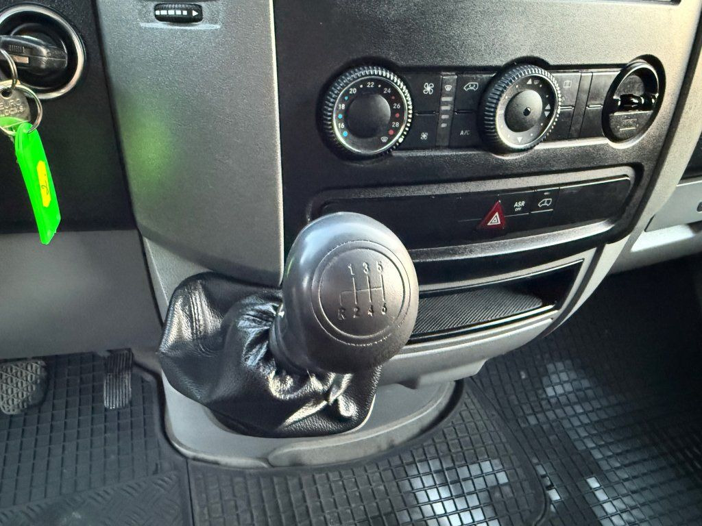Leasing of  Mercedes-Benz Sprinter 314CDi Mercedes-Benz Sprinter 314CDi: picture 15