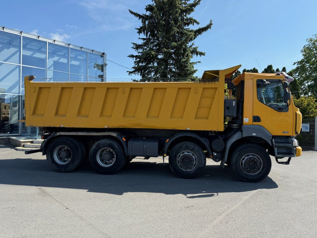 Renault Kerax 420 S3 8x4 EURO 3 - Tipper: picture 4 Renault Kerax 420 S3 8x4 EURO 3 - Tipper: picture 4