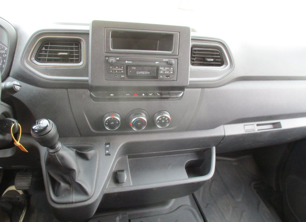 Panel van Renault Master 2.3dci L3H3: picture 17