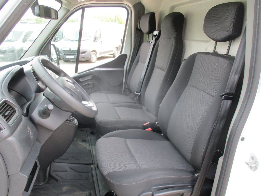 Panel van Renault Master 2.3dci L3H3: picture 13