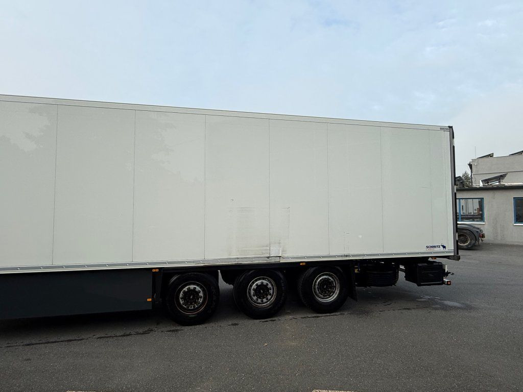Schmitz Cargobull SKO24 Carrier Vector 1550 - Closed box semi-trailer: picture 5 Schmitz Cargobull SKO24 Carrier Vector 1550 - Closed box semi-trailer: picture 5