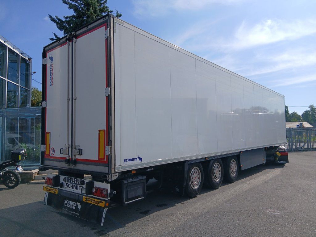 Schmitz Cargobull SKO24 Carrier Vector 1950 - Closed box semi-trailer: picture 3 Schmitz Cargobull SKO24 Carrier Vector 1950 - Closed box semi-trailer: picture 3
