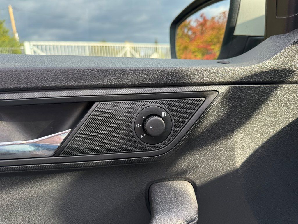 Leasing of Skoda 1,4TDi kombi Skoda 1,4TDi kombi: picture 13 Leasing of Skoda 1,4TDi kombi Skoda 1,4TDi kombi: picture 13