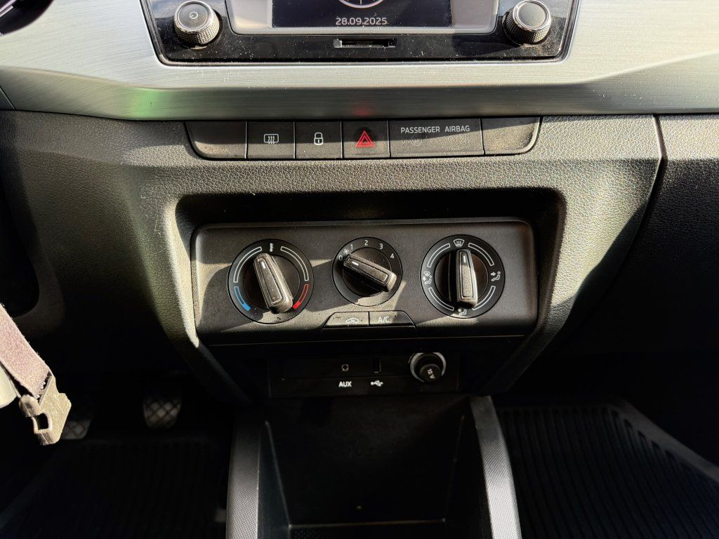 Leasing of Skoda 1,4TDi kombi Skoda 1,4TDi kombi: picture 10 Leasing of Skoda 1,4TDi kombi Skoda 1,4TDi kombi: picture 10