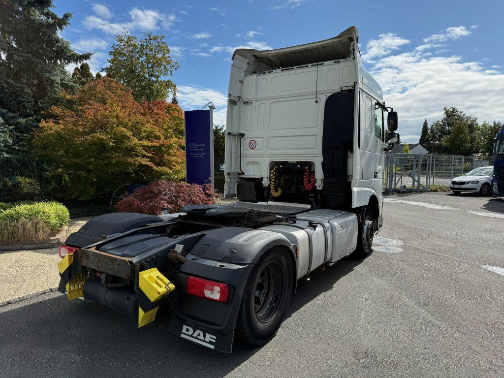 DAF XF460 EURO 6 - Tractor unit: picture 4 DAF XF460 EURO 6 - Tractor unit: picture 4