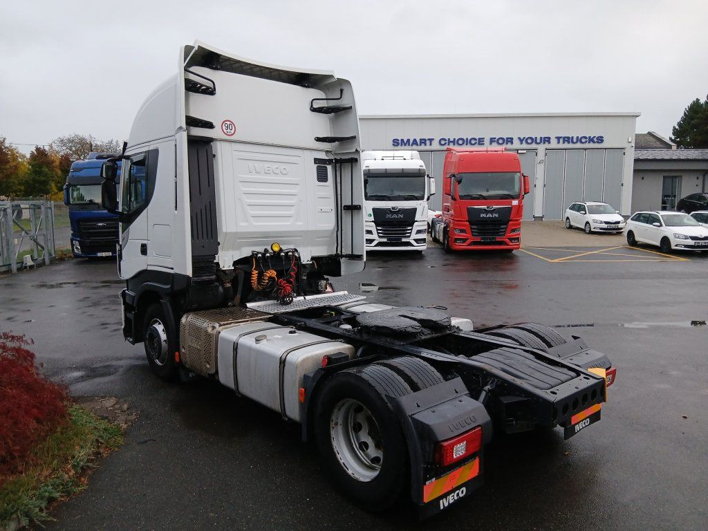 Tractor unit Iveco 480 Hi-Way EURO 6: picture 6