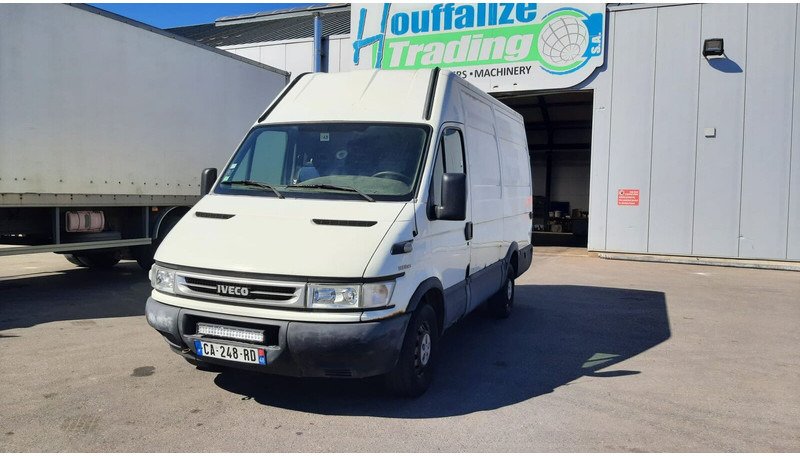 Iveco Daily 35S12 - Panel van: picture 2 Iveco Daily 35S12 - Panel van: picture 2