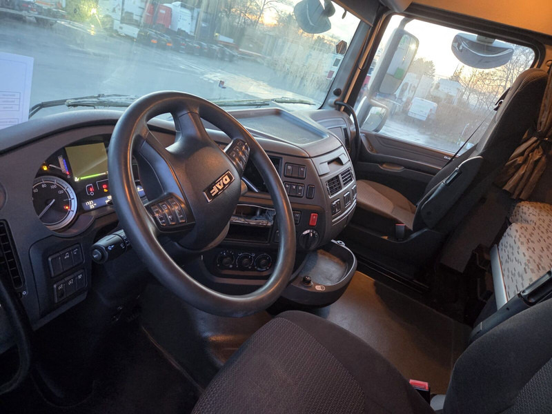 DAF XF 105 510 - retarder - Tractor unit: picture 5 DAF XF 105 510 - retarder - Tractor unit: picture 5