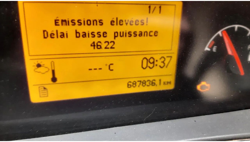 Curtainsider truck Volvo FL 240: picture 6