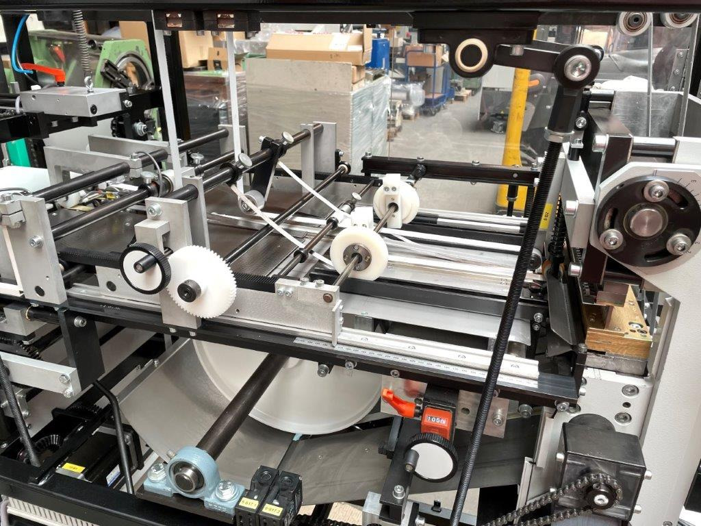 AUTOMATIC PUNCH RENZ AP 360 V4 Manual - Printing machinery: picture 4 AUTOMATIC PUNCH RENZ AP 360 V4 Manual - Printing machinery: picture 4