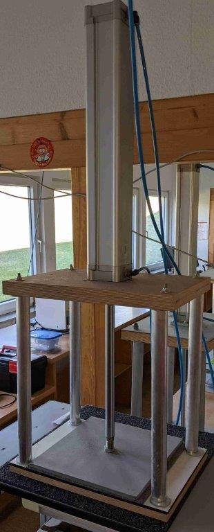 Pneumatic block press - Binding machine: picture 1 Pneumatic block press - Binding machine: picture 1