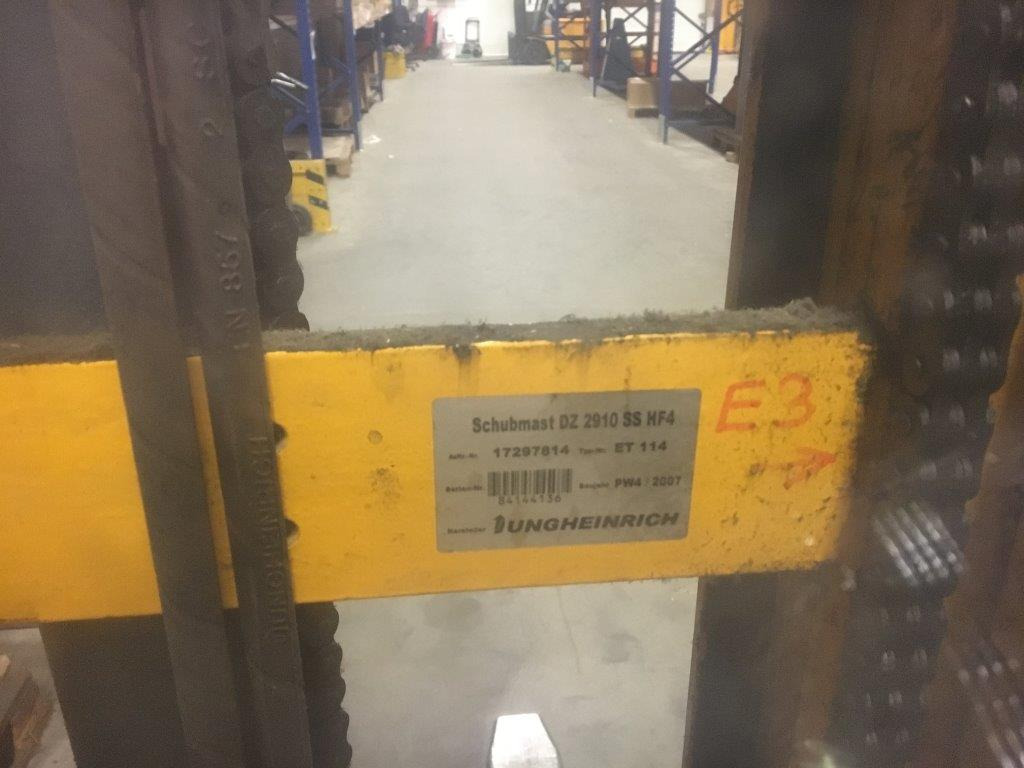 Reach truck Reach truck Jungheinrich ETV 114: picture 7 Reach truck Reach truck Jungheinrich ETV 114: picture 7