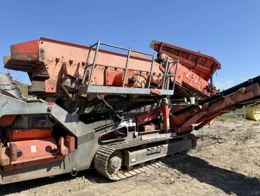 Sandvik QE330 - Screener: picture 5 Sandvik QE330 - Screener: picture 5