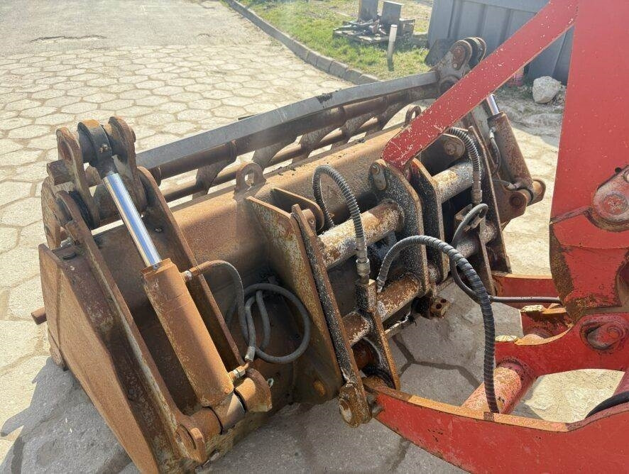 Wheel loader Terex TL120: picture 8