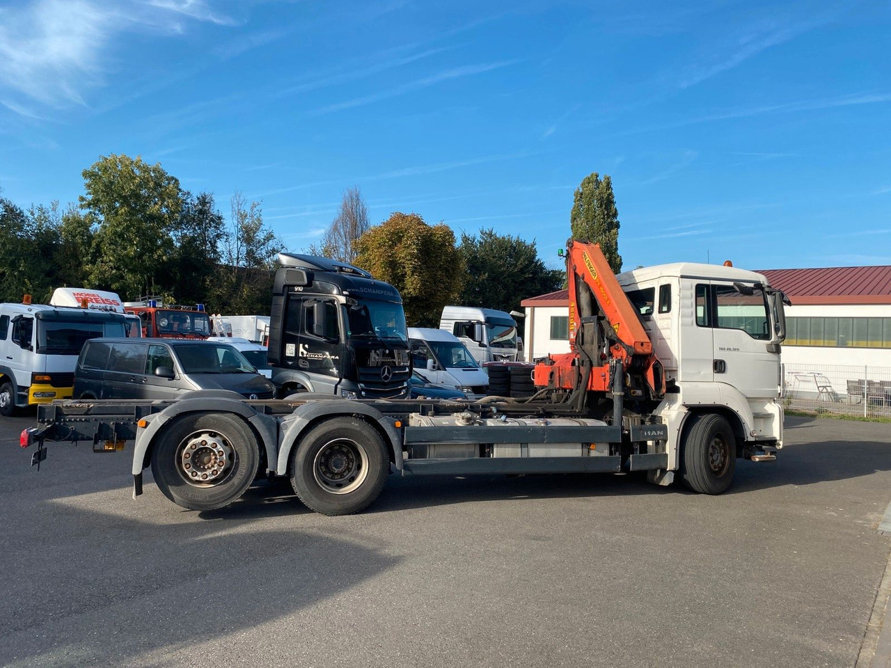 MAN TGS 26.320 26.440 PALFINGER FUNK MAN TGS 26.320 26.440 PALFINGER FUNK - Cab chassis truck, Crane truck: picture 2 MAN TGS 26.320 26.440 PALFINGER FUNK MAN TGS 26.320 26.440 PALFINGER FUNK - Cab chassis truck, Crane truck: picture 2