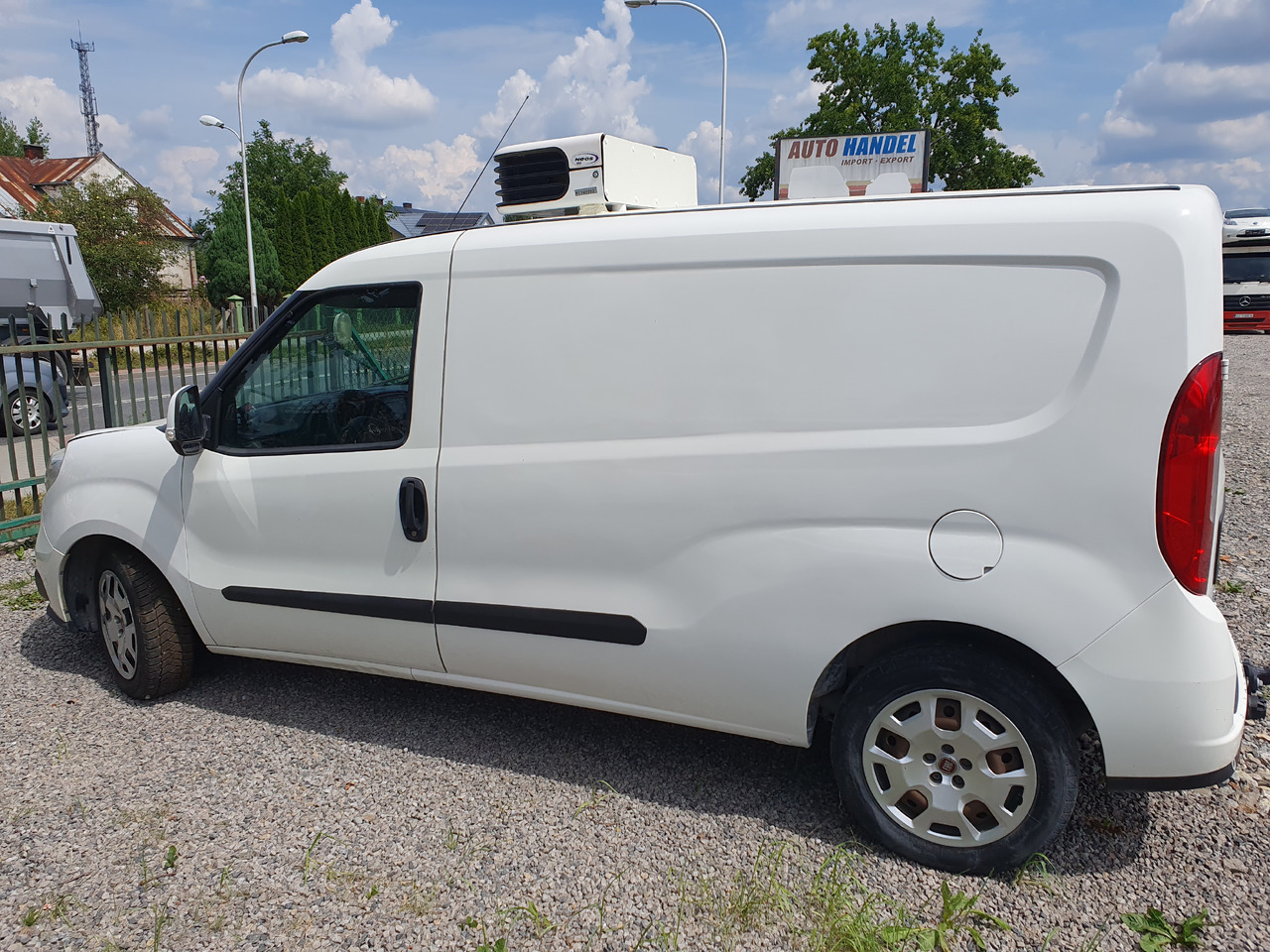 FIAT DOBLO 1.6 LONG CHLODNIA carrier KLIMA EURO6 - Refrigerated van: picture 4 FIAT DOBLO 1.6 LONG CHLODNIA carrier KLIMA EURO6 - Refrigerated van: picture 4