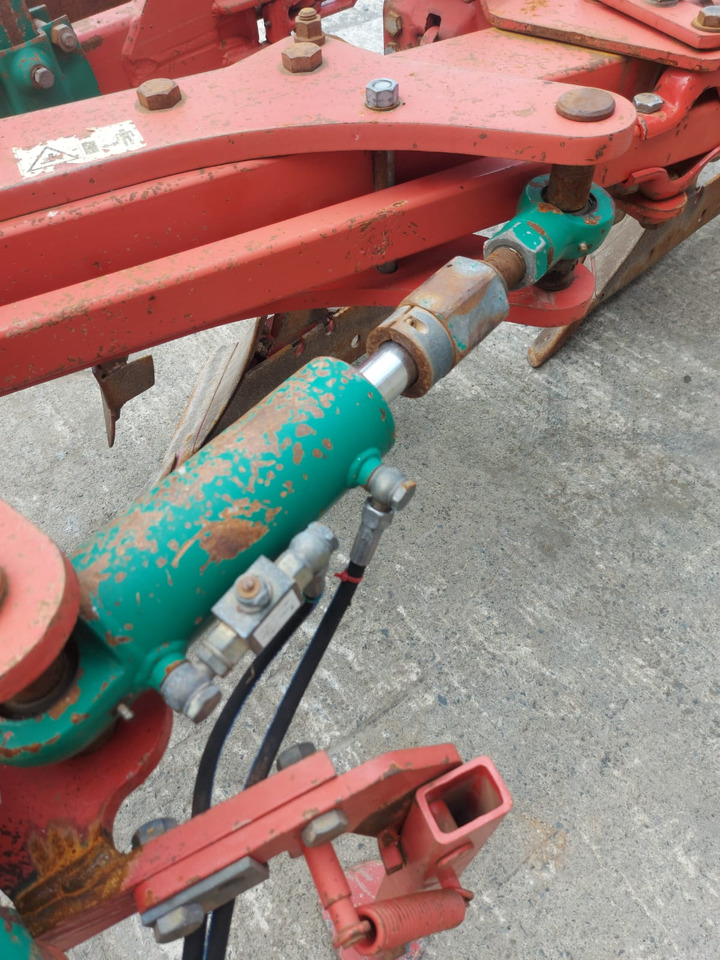 Plow KVERNELAND ES100-200: picture 8 Plow KVERNELAND ES100-200: picture 8