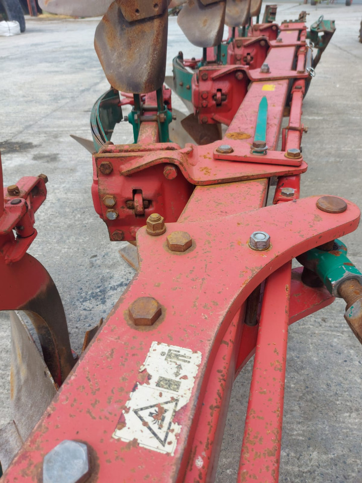 Plow KVERNELAND ES100-200: picture 11 Plow KVERNELAND ES100-200: picture 11