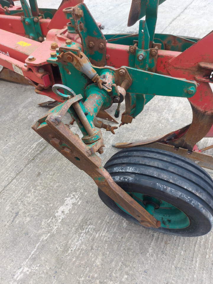Plow KVERNELAND ES100-200: picture 10 Plow KVERNELAND ES100-200: picture 10