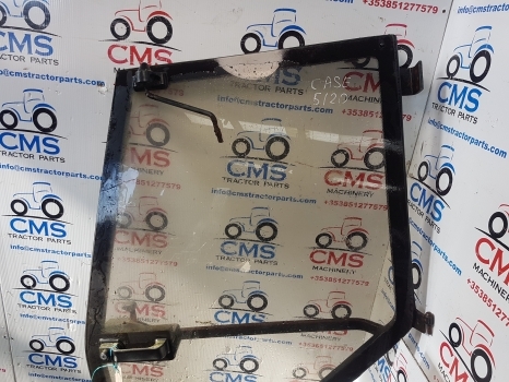 Case 5120, 5140, 5240, 5130 Cab Door Left Assembly 3093764r92, 1330931c1 - Door and parts for Farm tractor: picture 4 Case 5120, 5140, 5240, 5130 Cab Door Left Assembly 3093764r92, 1330931c1 - Door and parts for Farm tractor: picture 4