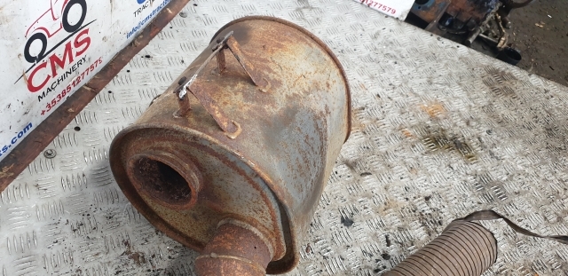 Claas Ares 836, 696, 616, 826, 720 Exhaust Box Silencer 7700042338 - Muffler for Farm tractor: picture 4 Claas Ares 836, 696, 616, 826, 720 Exhaust Box Silencer 7700042338 - Muffler for Farm tractor: picture 4