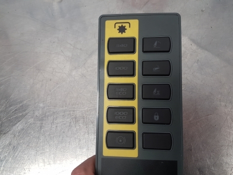 Claas Arion 640, 420-410, 810-870 Hitch Pto Control Unit 0022456900, 22456900 - ECU for Farm tractor: picture 3 Claas Arion 640, 420-410, 810-870 Hitch Pto Control Unit 0022456900, 22456900 - ECU for Farm tractor: picture 3