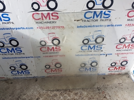 David Brown 990x, Cab Glass, Qcab Wide Door Type 00000 - Door and parts for Farm tractor: picture 1 David Brown 990x, Cab Glass, Qcab Wide Door Type 00000 - Door and parts for Farm tractor: picture 1