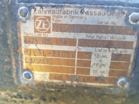 Deutz Agrotron 110 Zf Transmission, Rear, Front Axle Nut - Gearbox: picture 4 Deutz Agrotron 110 Zf Transmission, Rear, Front Axle Nut - Gearbox: picture 4