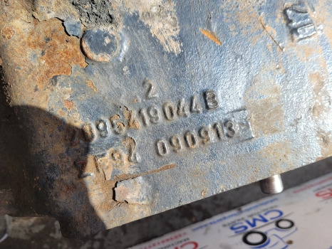 Deutz Agrotron 6120.4 Transmission Gearbox Housing 0.900.2186.6, 2095.419.044 - Gearbox: picture 5 Deutz Agrotron 6120.4 Transmission Gearbox Housing 0.900.2186.6, 2095.419.044 - Gearbox: picture 5