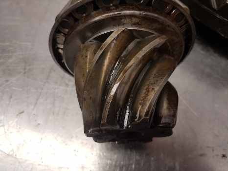 Deutz Dxbis 110, 120 Rear Axle Bevel Gear And Differential 47x8 01334110 - Differential gear for Farm tractor: picture 4 Deutz Dxbis 110, 120 Rear Axle Bevel Gear And Differential 47x8 01334110 - Differential gear for Farm tractor: picture 4