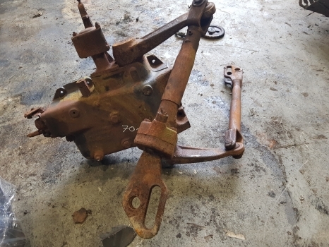 Hydraulics for Farm tractor Fiat 70-90, 80-90 Hydraulic Lift Cover Assy 5117164, 5125938, 5123957, 5123959: picture 10