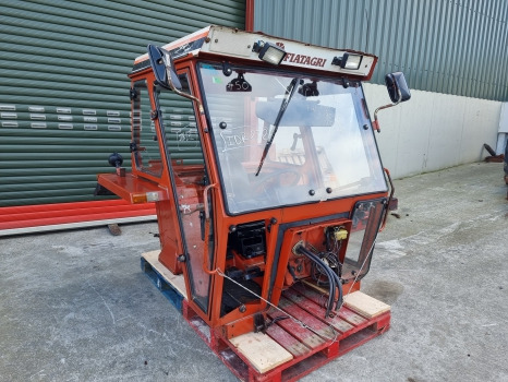 Fiat 80-90, 90-90, 100-90, 110-90 Complete Cab Spanish Cab, N 50 - Cab: picture 1 Fiat 80-90, 90-90, 100-90, 110-90 Complete Cab Spanish Cab, N 50 - Cab: picture 1
