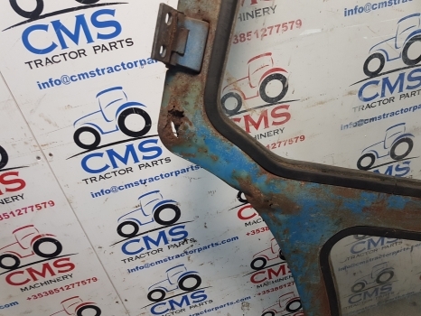 Ford 7600, 7710, 6600 Tw10, Tw20 Q Cab Door Right Assembly Rusty D8nn9420124bc - Door and parts for Farm tractor: picture 5 Ford 7600, 7710, 6600 Tw10, Tw20 Q Cab Door Right Assembly Rusty D8nn9420124bc - Door and parts for Farm tractor: picture 5