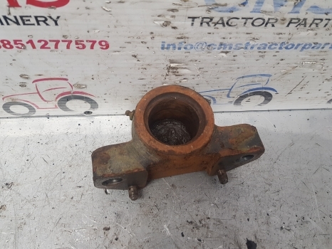 Ford New Holland Fiat 90-90 Front Axle Suspension Bracket 5140451, 5140452 - Suspension for Farm tractor: picture 2 Ford New Holland Fiat 90-90 Front Axle Suspension Bracket 5140451, 5140452 - Suspension for Farm tractor: picture 2