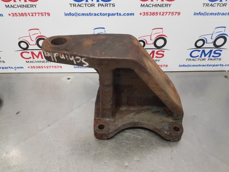 Ford Schindler 8200, 8100 Front Axle Support Bracket 627518 - Suspension: picture 1 Ford Schindler 8200, 8100 Front Axle Support Bracket 627518 - Suspension: picture 1