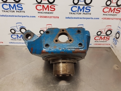Ford Tw15, Tw25, 8210, 7910 Front Axle Swivel Housing Rhs Zp4472353331, 83945667 - Steering knuckle for Farm tractor: picture 1 Ford Tw15, Tw25, 8210, 7910 Front Axle Swivel Housing Rhs Zp4472353331, 83945667 - Steering knuckle for Farm tractor: picture 1